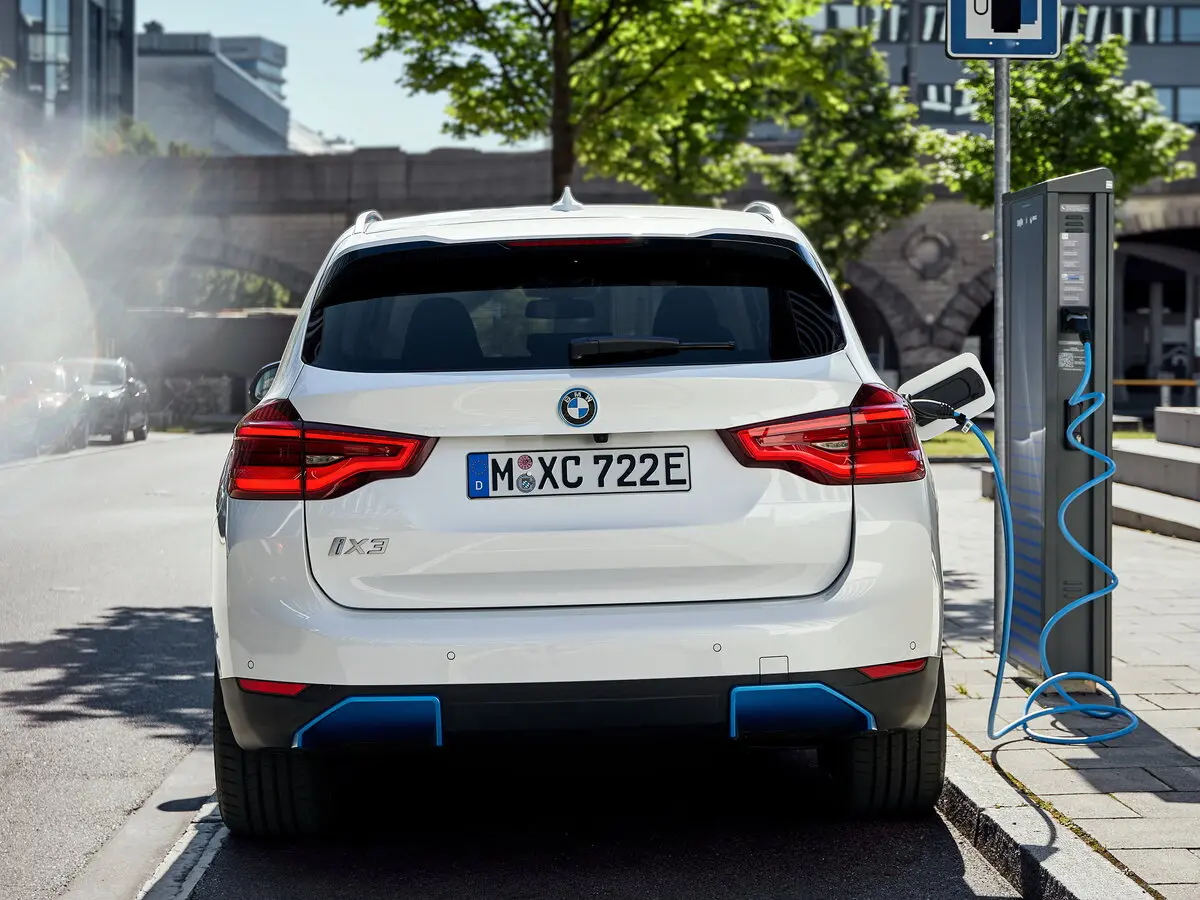 BMW iX3 I (G08) Внедорожник 5 дв. — photo 4