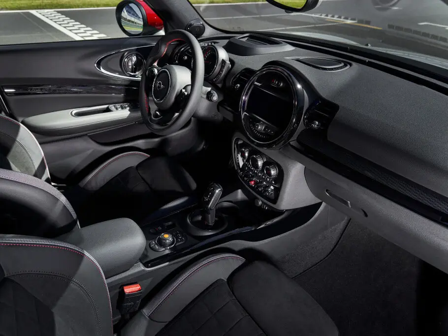 Mini Clubman II Рестайлинг Универсал 5 дв. JCW — фото 6
