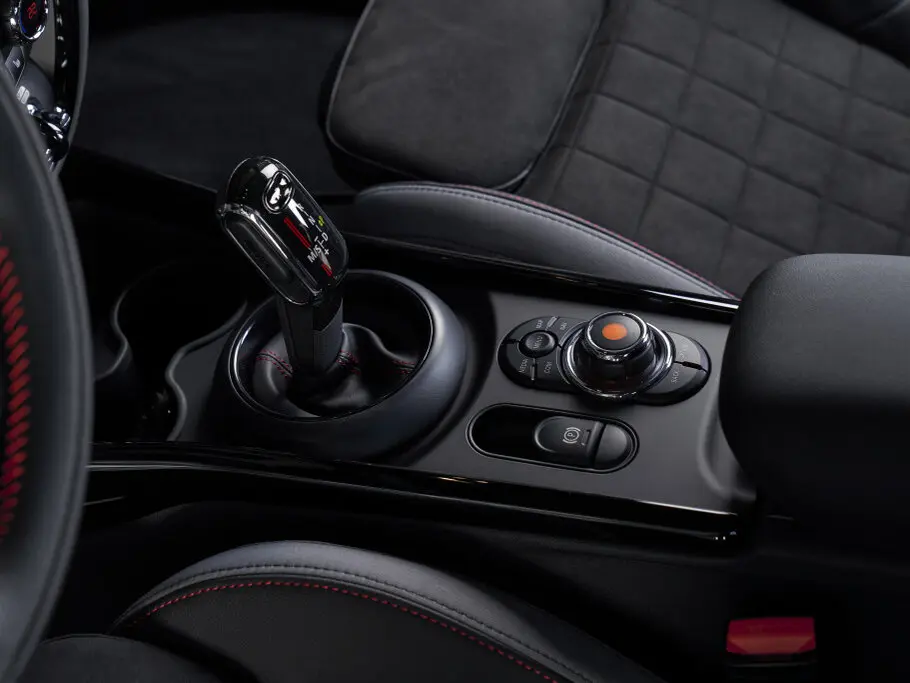 Mini Clubman II Рестайлинг Универсал 5 дв. JCW — фото 8