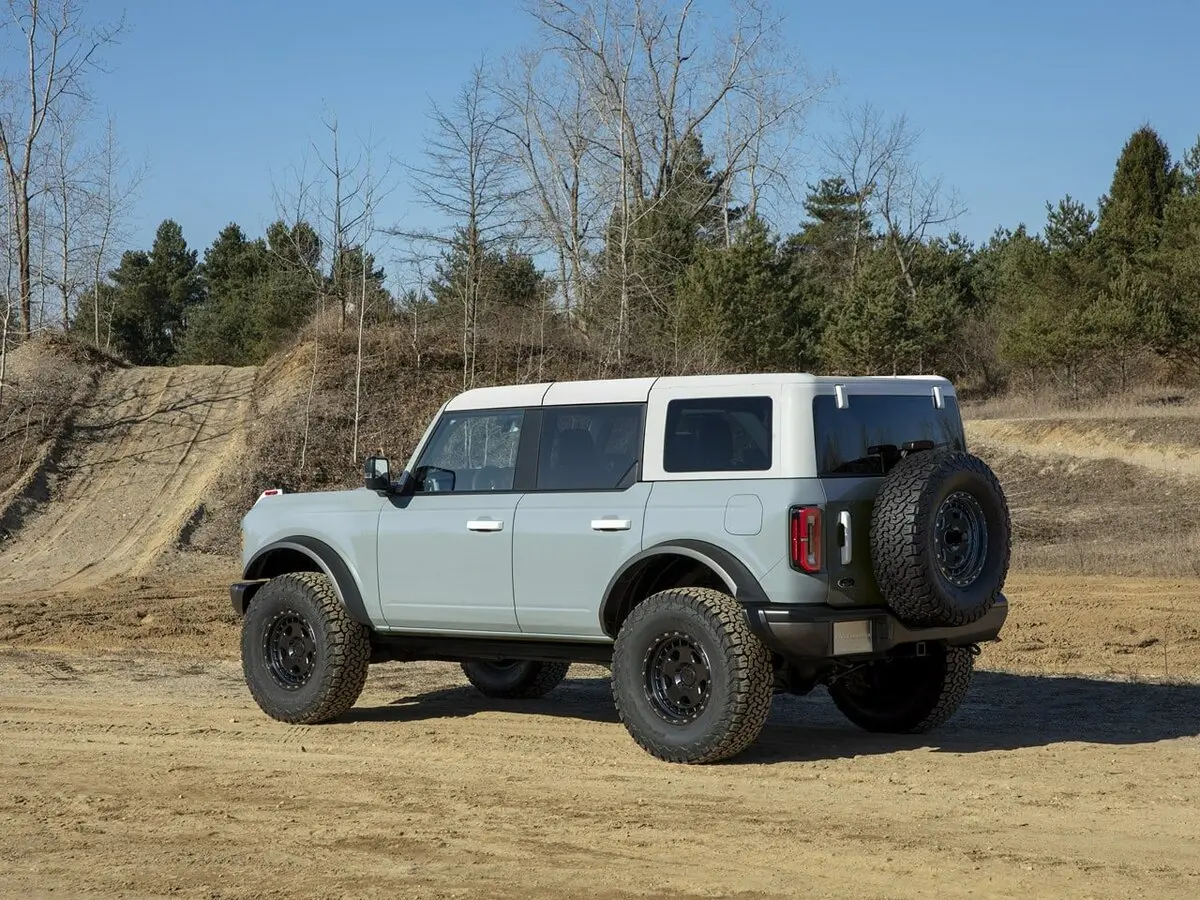 Ford Bronco VI Внедорожник 5 дв. — сүрөт 4