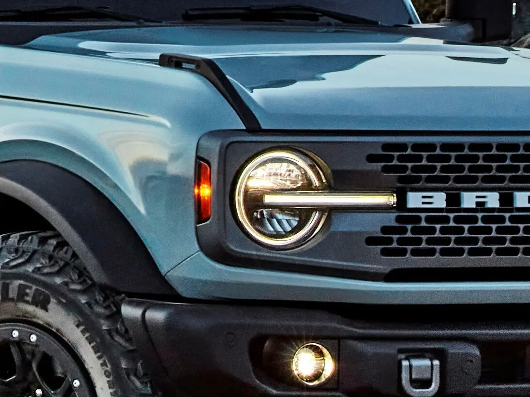 Ford Bronco VI Внедорожник 5 дв. — сүрөт 13