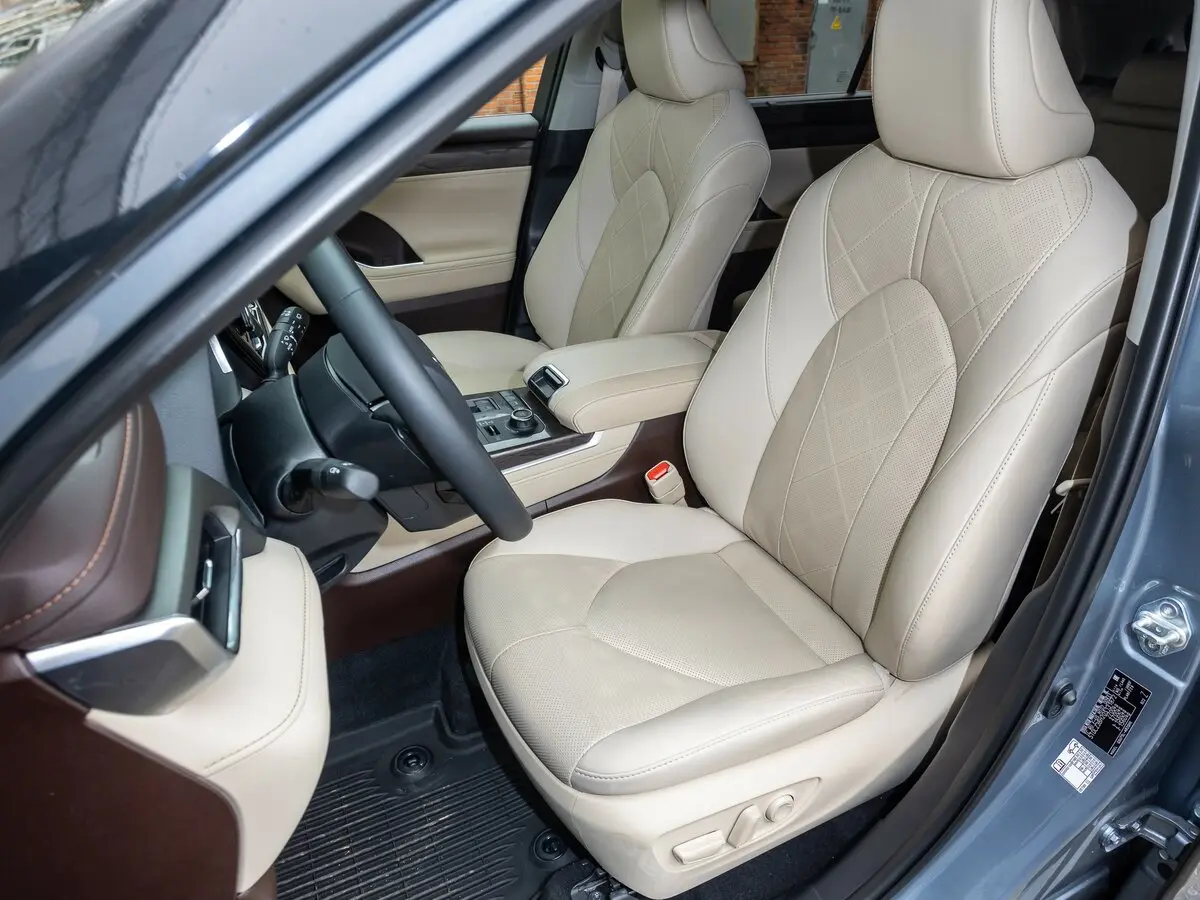 Toyota Highlander IV (XU70) Внедорожник 5 дв. — фото 27