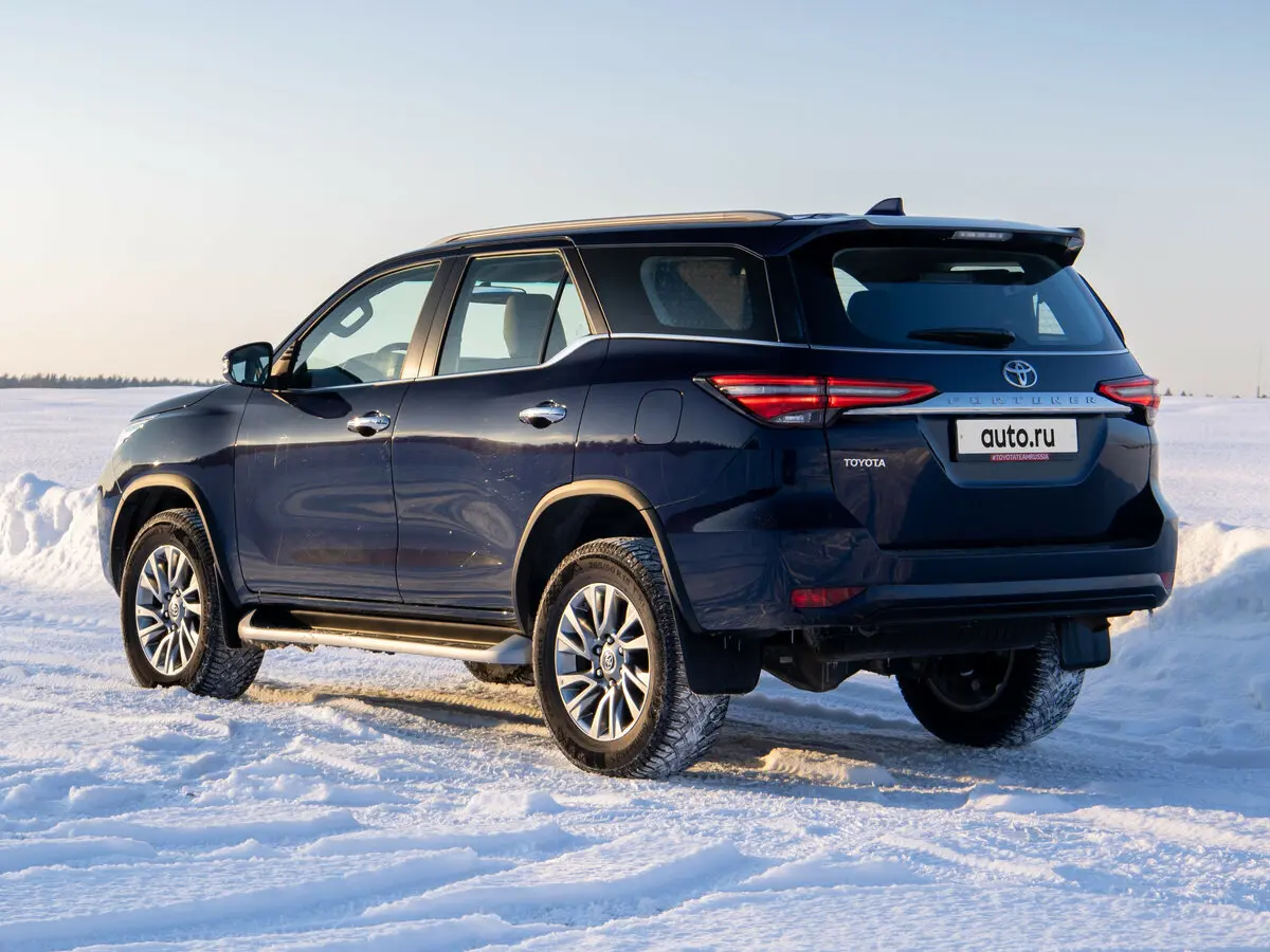Toyota Fortuner II Рестайлинг Внедорожник 5 дв. — фото 19