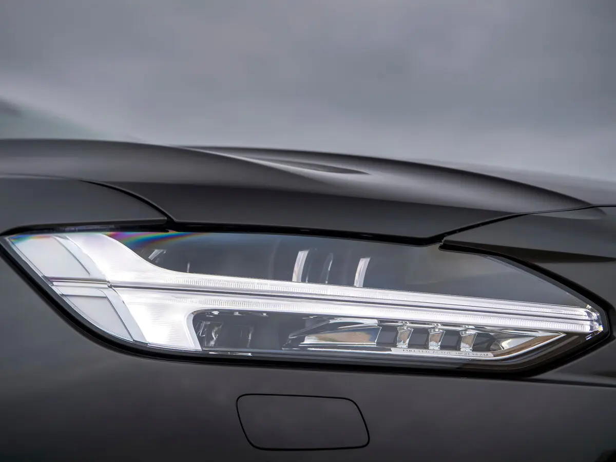 Volvo V90 II Рестайлинг Универсал 5 дв. — сүрөт 12