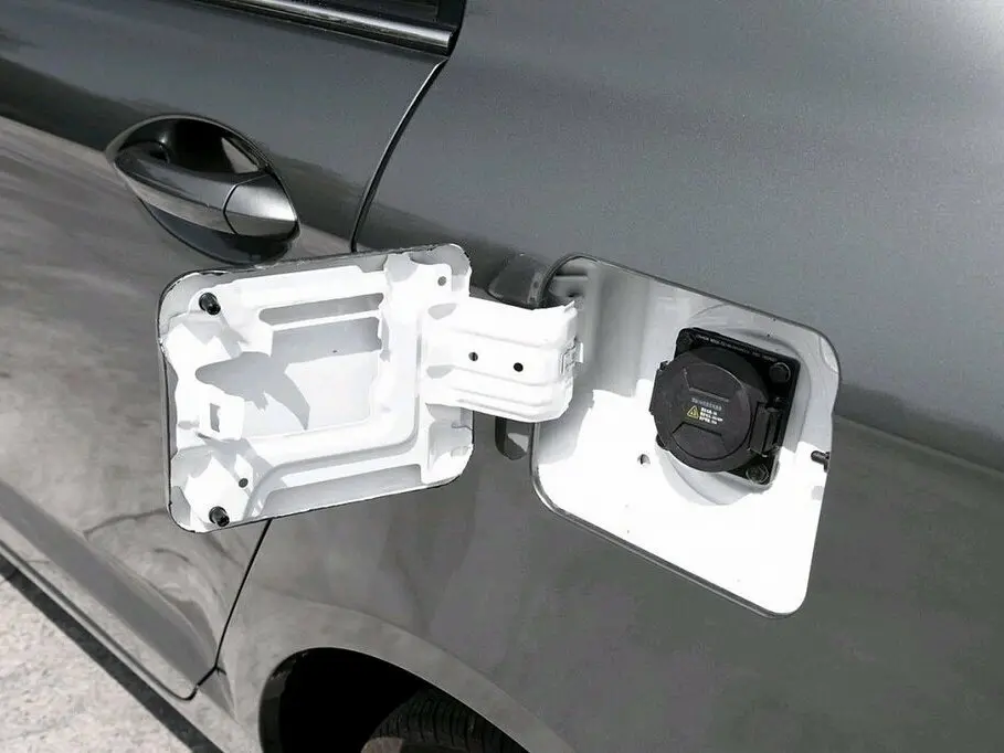 Lifan 650 EV 2018 – 2020 Седан — photo 7