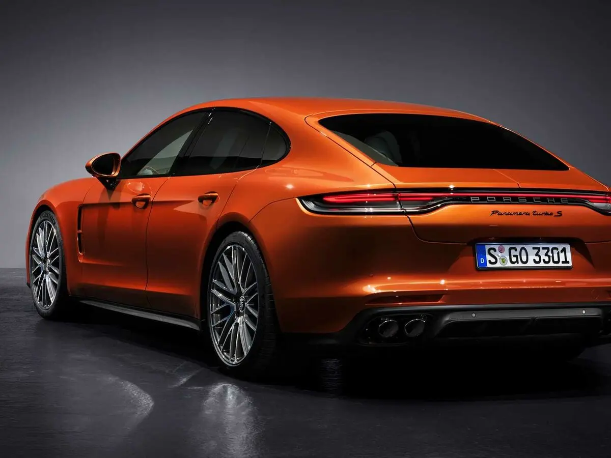 Porsche Panamera II Рестайлинг Лифтбек — сүрөт 5