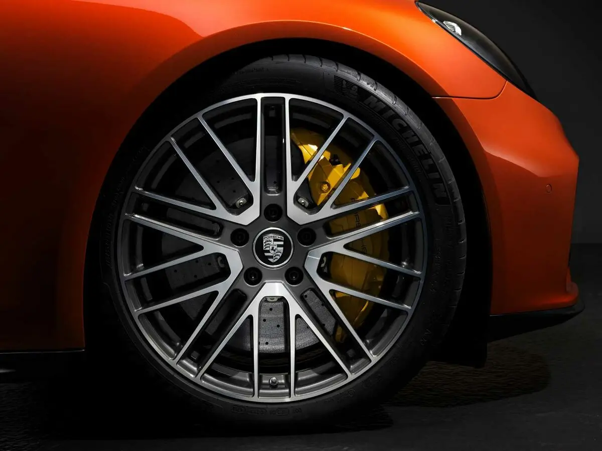 Porsche Panamera II Рестайлинг Лифтбек — сүрөт 14
