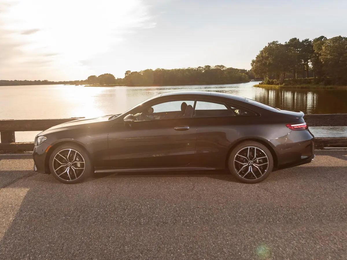 Mercedes-Benz E-Класс V (W213, S213, C238) Рестайлинг Купе-хардтоп — фото 2