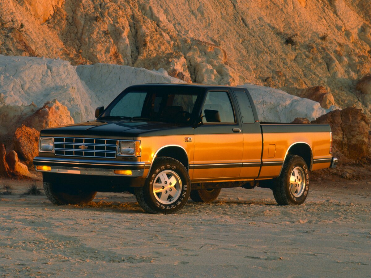 Chevrolet S-10 Pickup I Пикап Полуторная кабина — фото 2