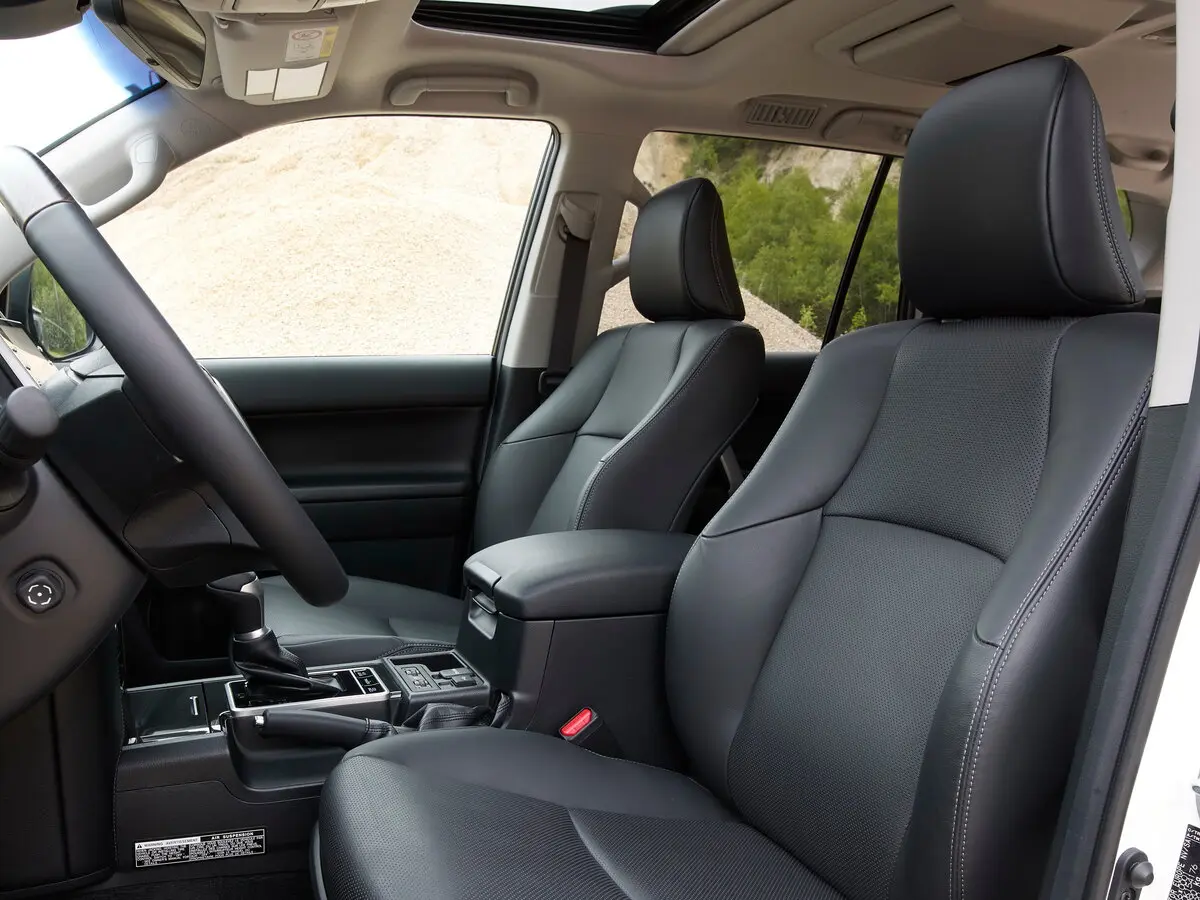 Toyota Land Cruiser Prado 150 Series Рестайлинг 3 Внедорожник 5 дв. — фото 8