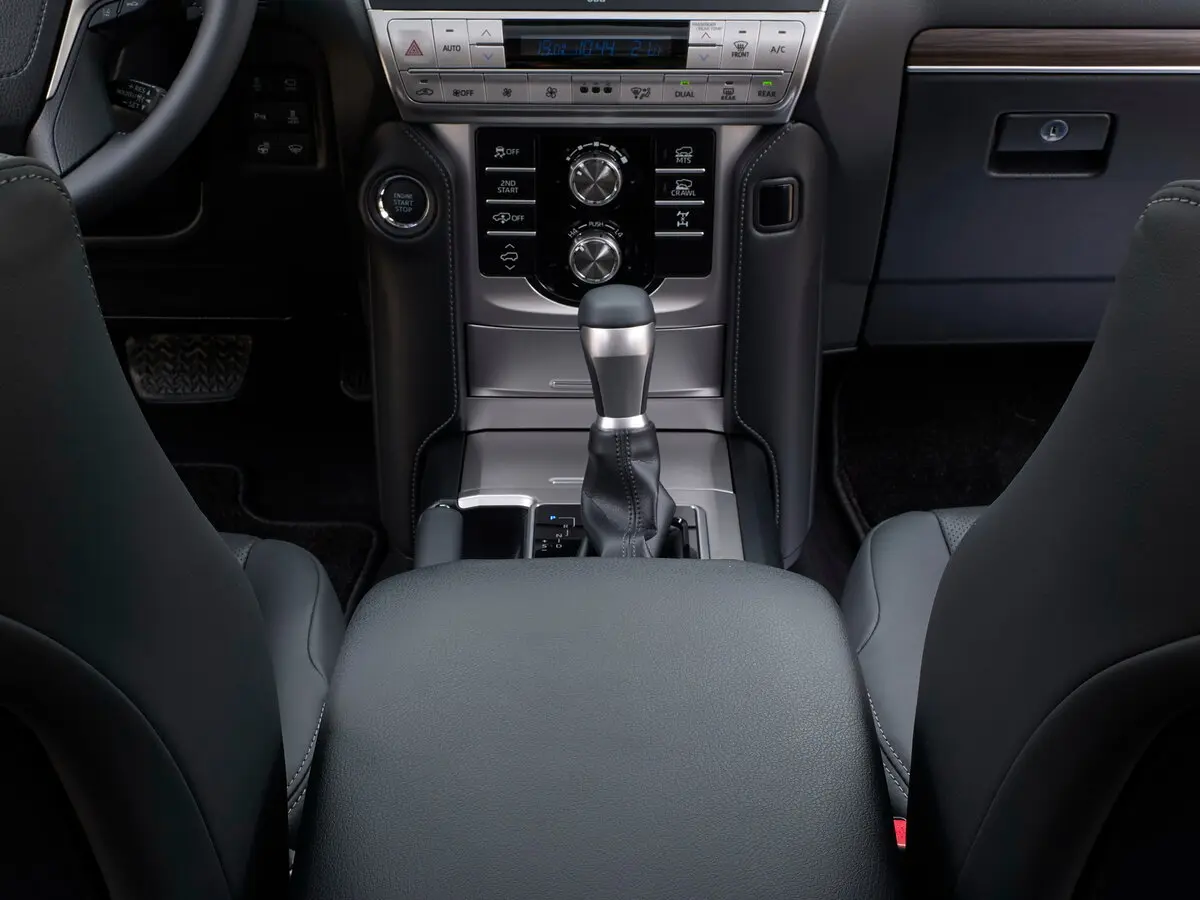 Toyota Land Cruiser Prado 150 Series Рестайлинг 3 Внедорожник 5 дв. — фото 11