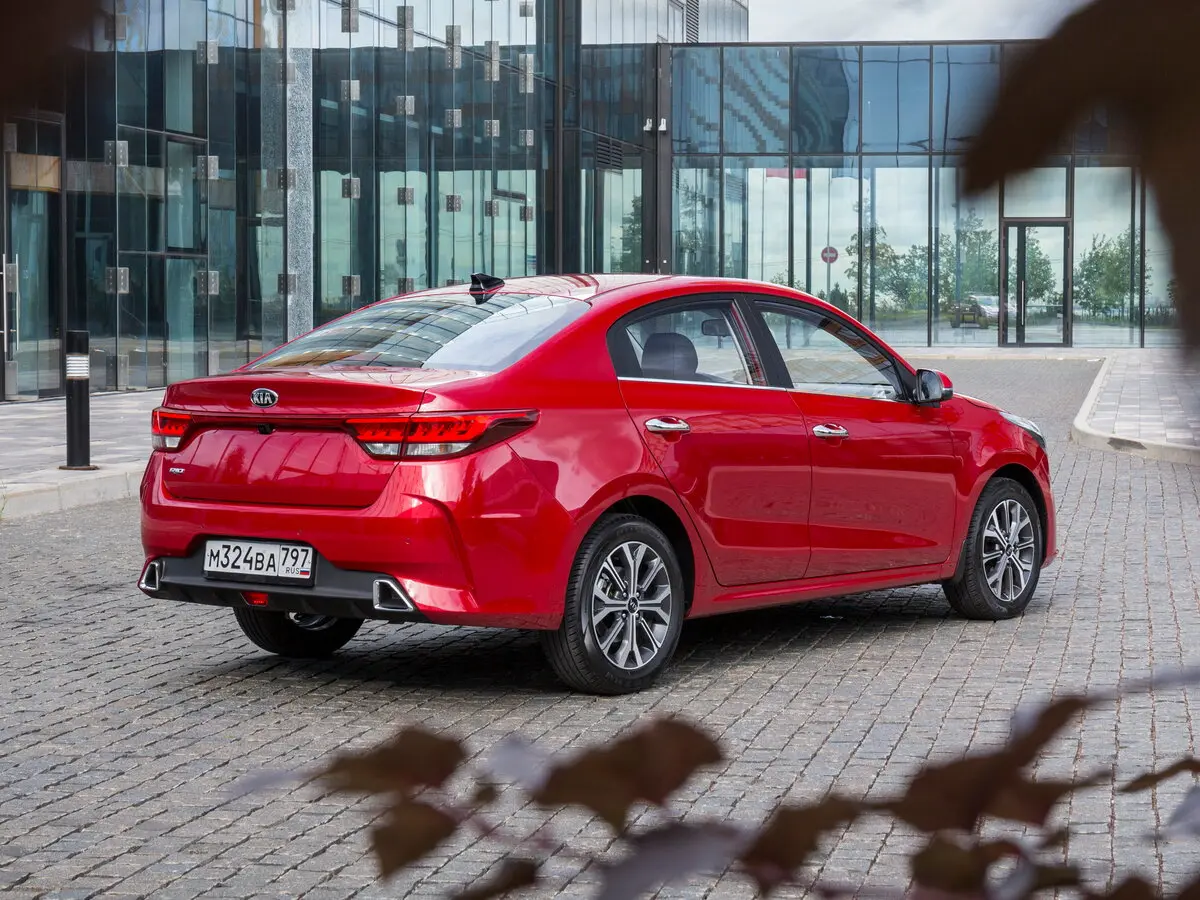 Kia Rio IV Рестайлинг Седан — фото 4