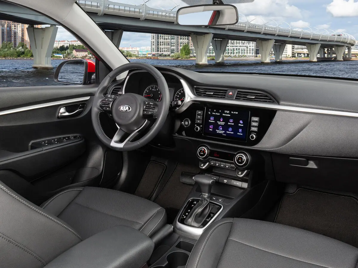 Kia Rio IV Рестайлинг Седан — фото 6