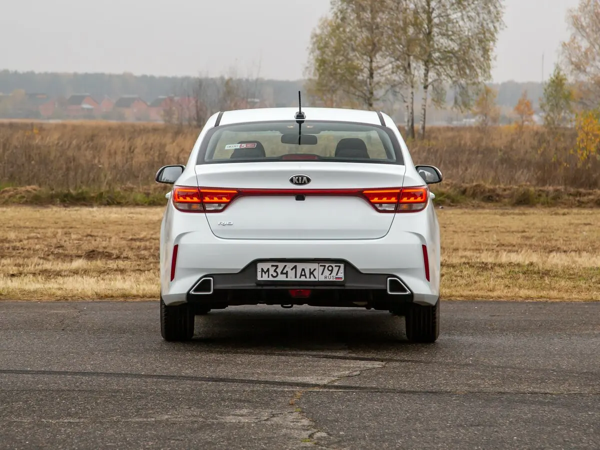 Kia Rio IV Рестайлинг Седан — фото 20