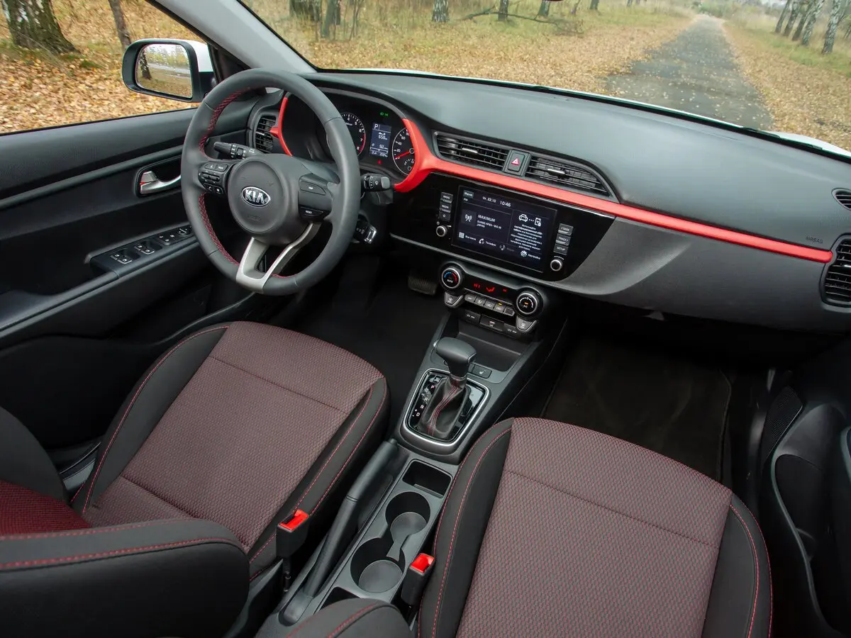 Kia Rio IV Рестайлинг Седан — фото 22