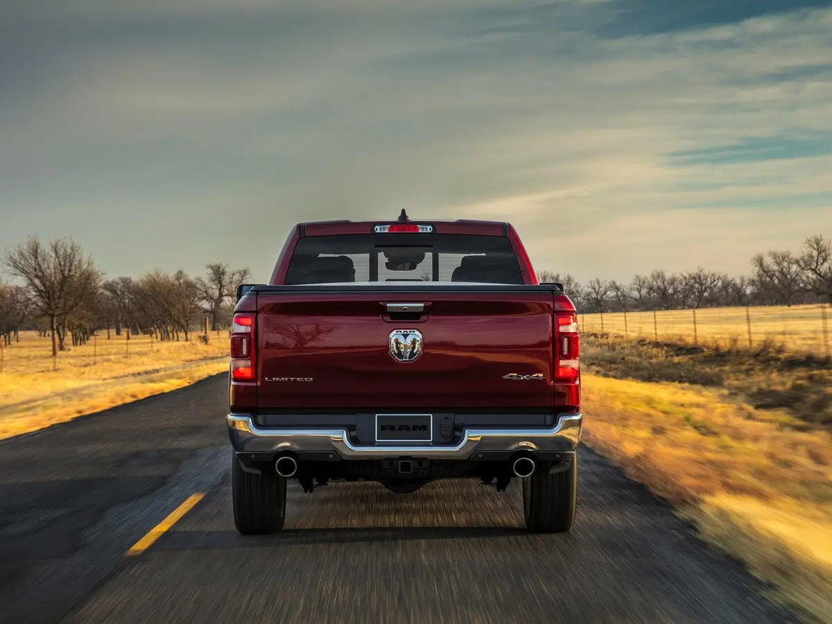Ram 1500 V Пикап Двойная кабина Crew Cab — сүрөт 4