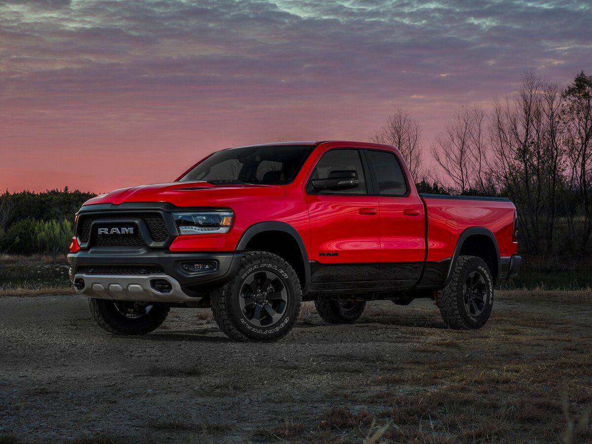 Ram 1500 V Пикап Двойная кабина Quad Cab