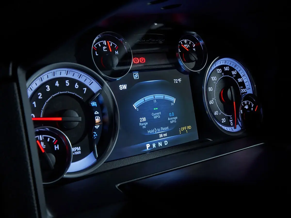 Ram 1500 IV (DS/DJ) Пикап Двойная кабина Quad Cab — сүрөт 6