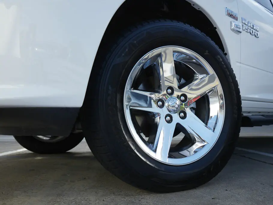 Ram 1500 IV (DS/DJ) Пикап Двойная кабина Quad Cab — сүрөт 8
