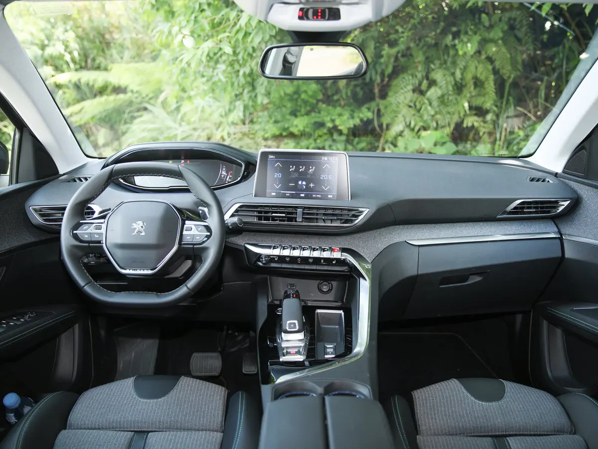 Peugeot 3008 II Рестайлинг Внедорожник 5 дв. — сүрөт 6