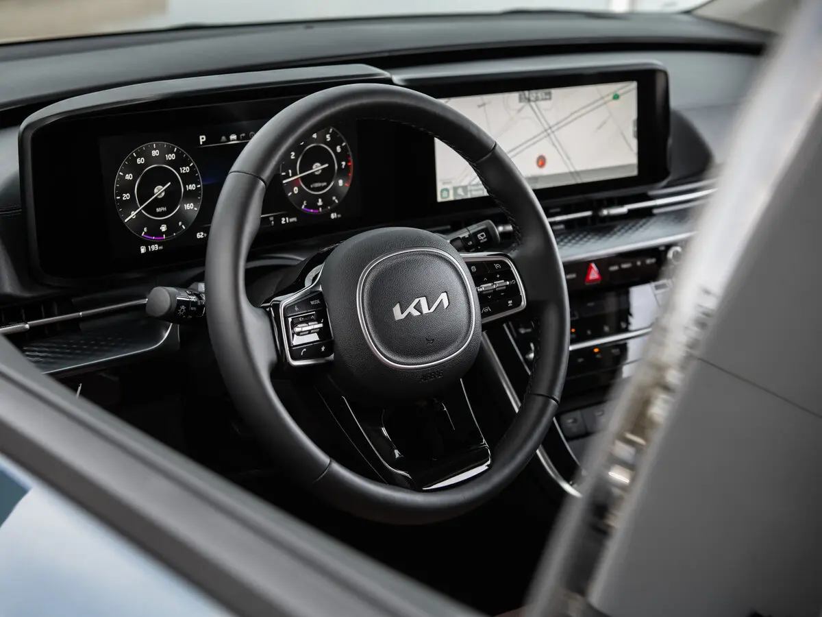 Kia Carnival IV Минивэн — фото 10