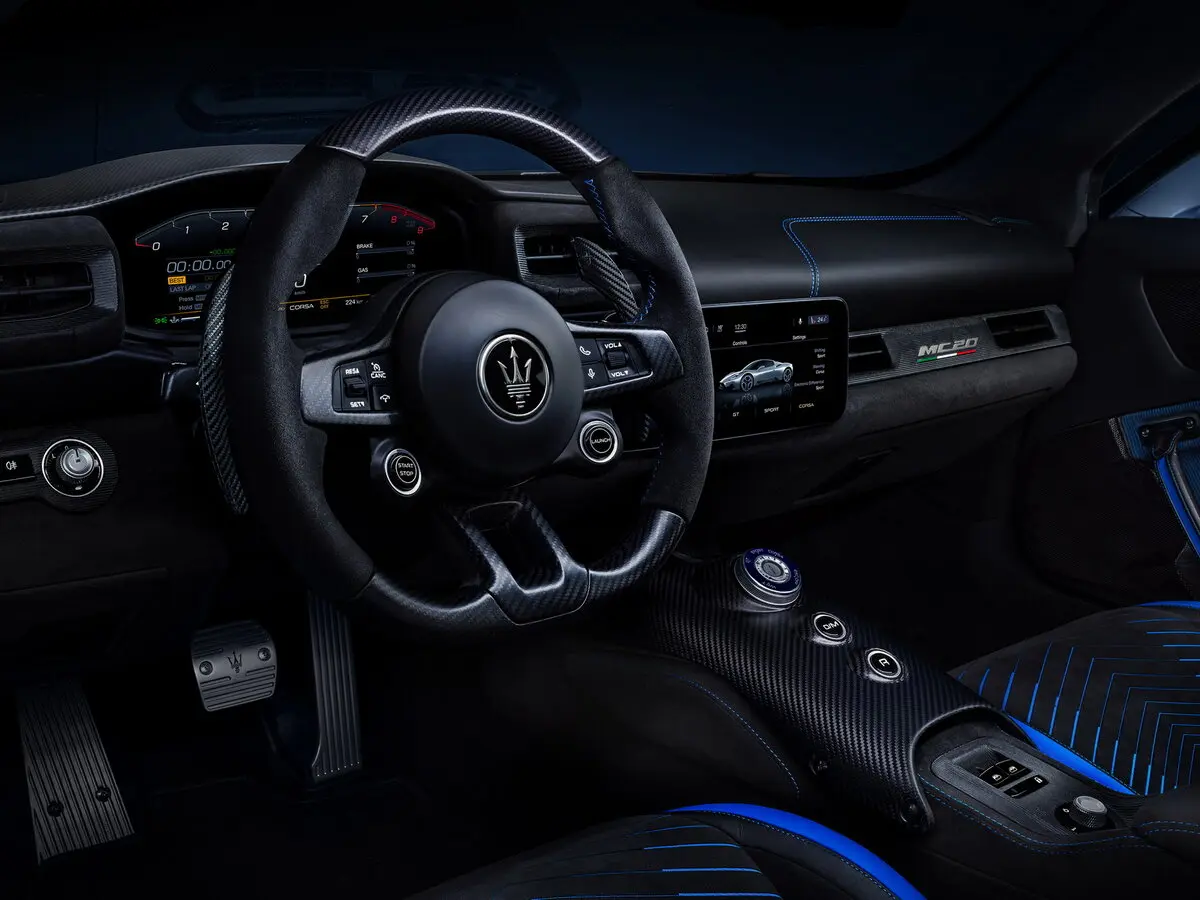 Maserati MC20 2020 – н.в. Купе — 照片 8