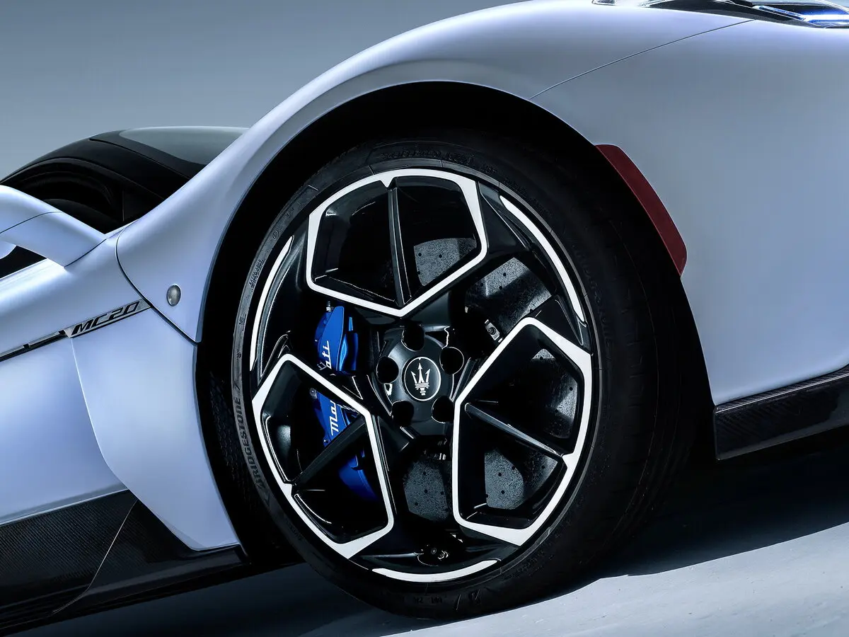 Maserati MC20 2020 – н.в. Купе — 照片 16