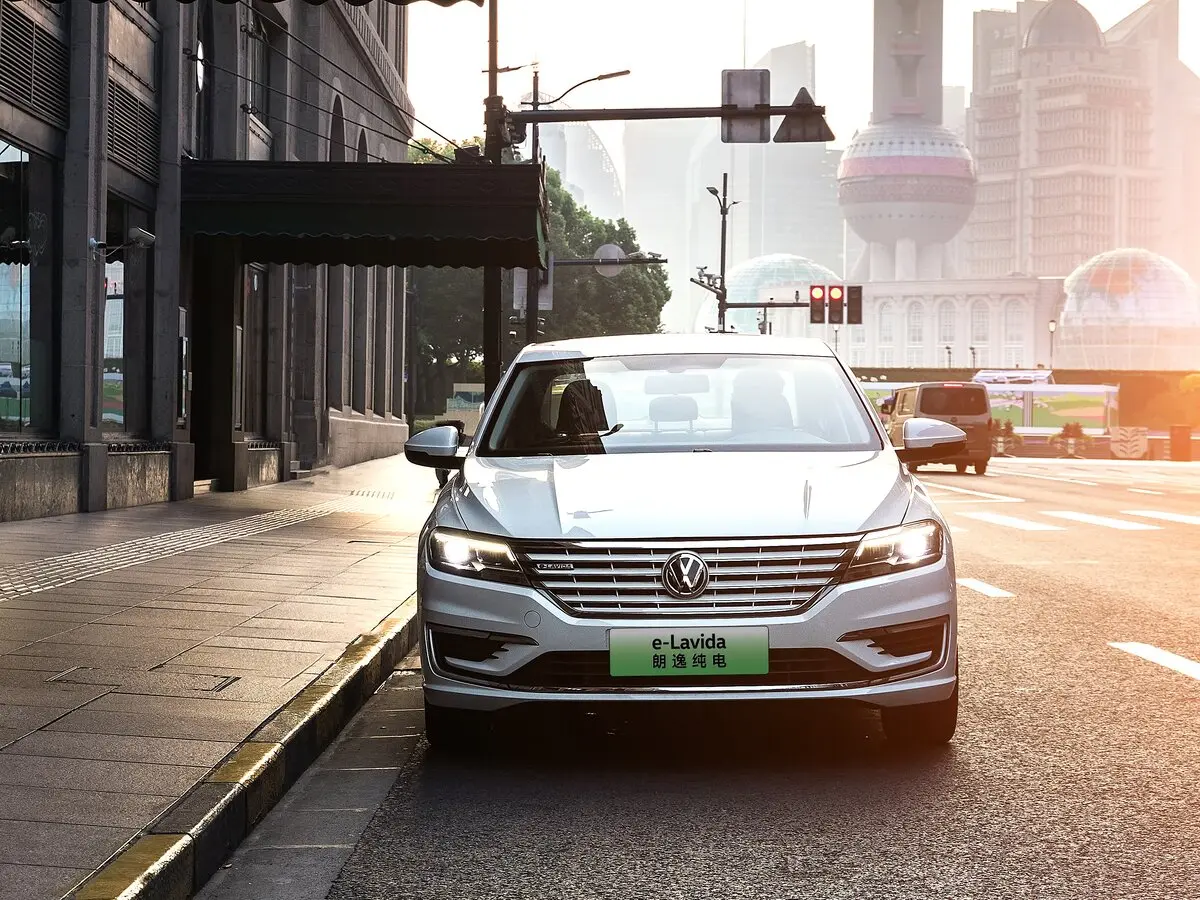 Volkswagen Lavida III Седан — сүрөт 3