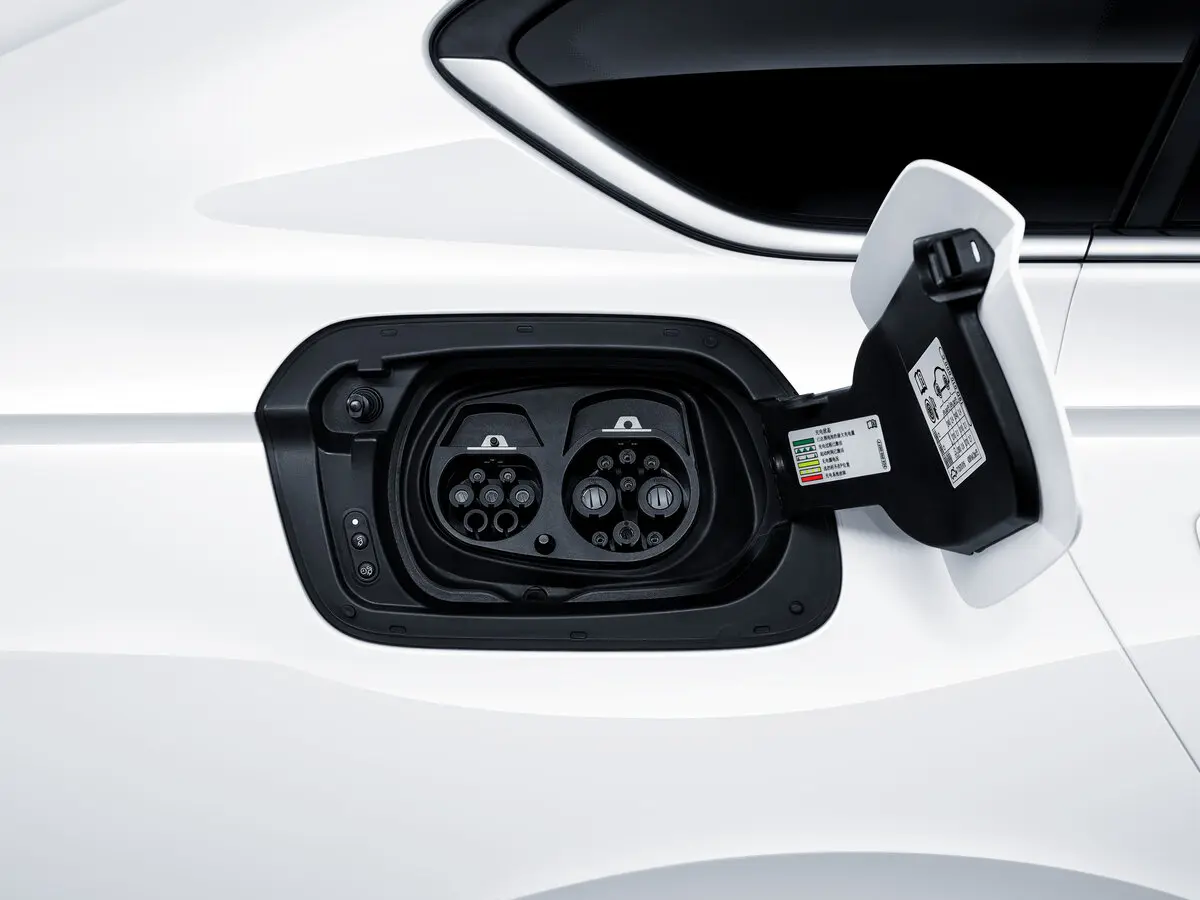 Volkswagen Lavida III Седан — сүрөт 13