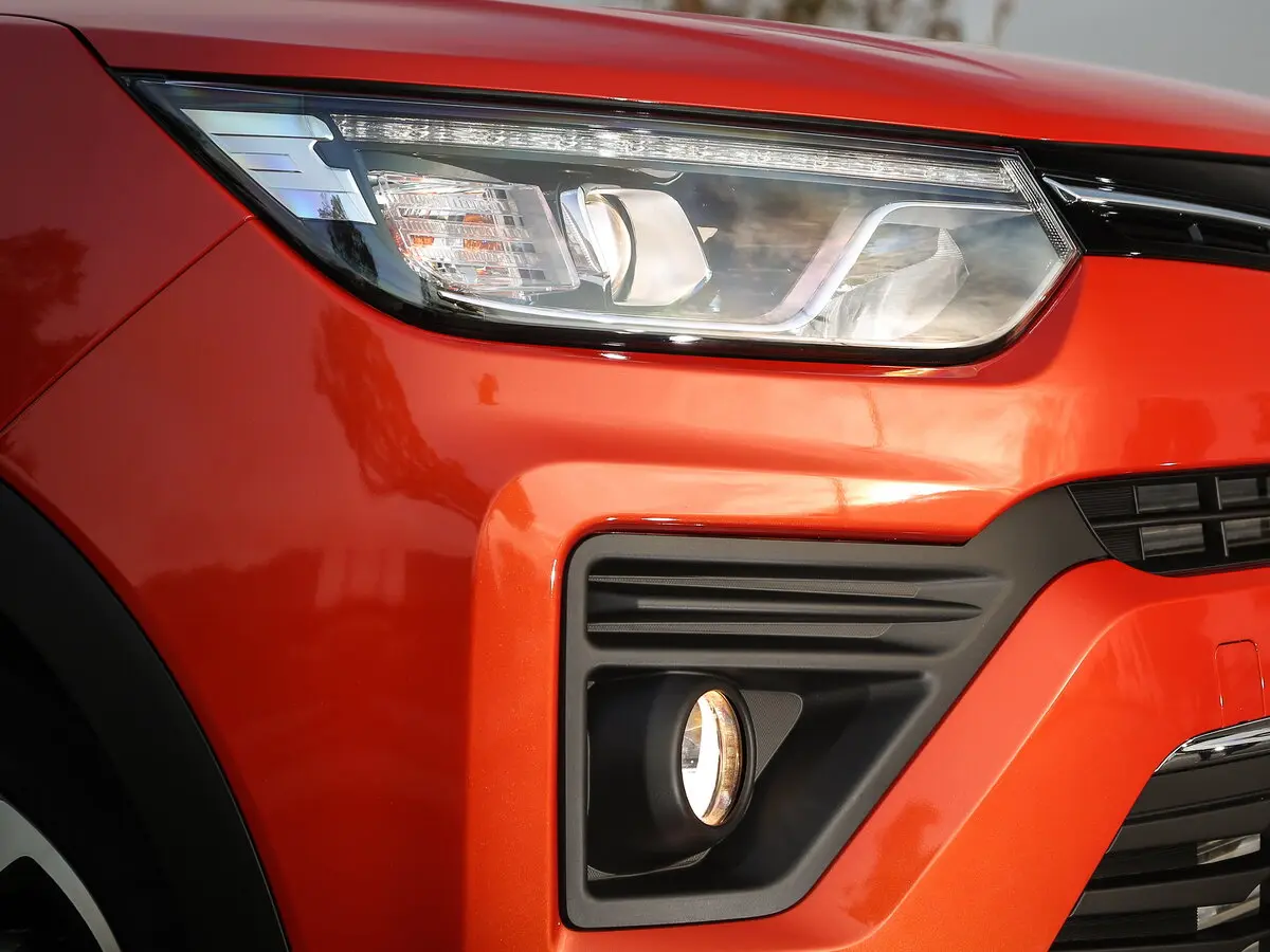 SsangYong Tivoli I Рестайлинг Внедорожник 5 дв. — фото 13