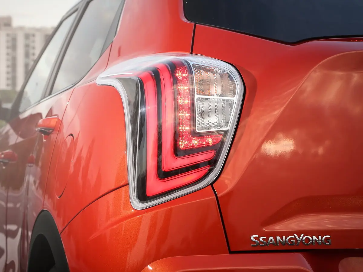 SsangYong Tivoli I Рестайлинг Внедорожник 5 дв. — фото 14