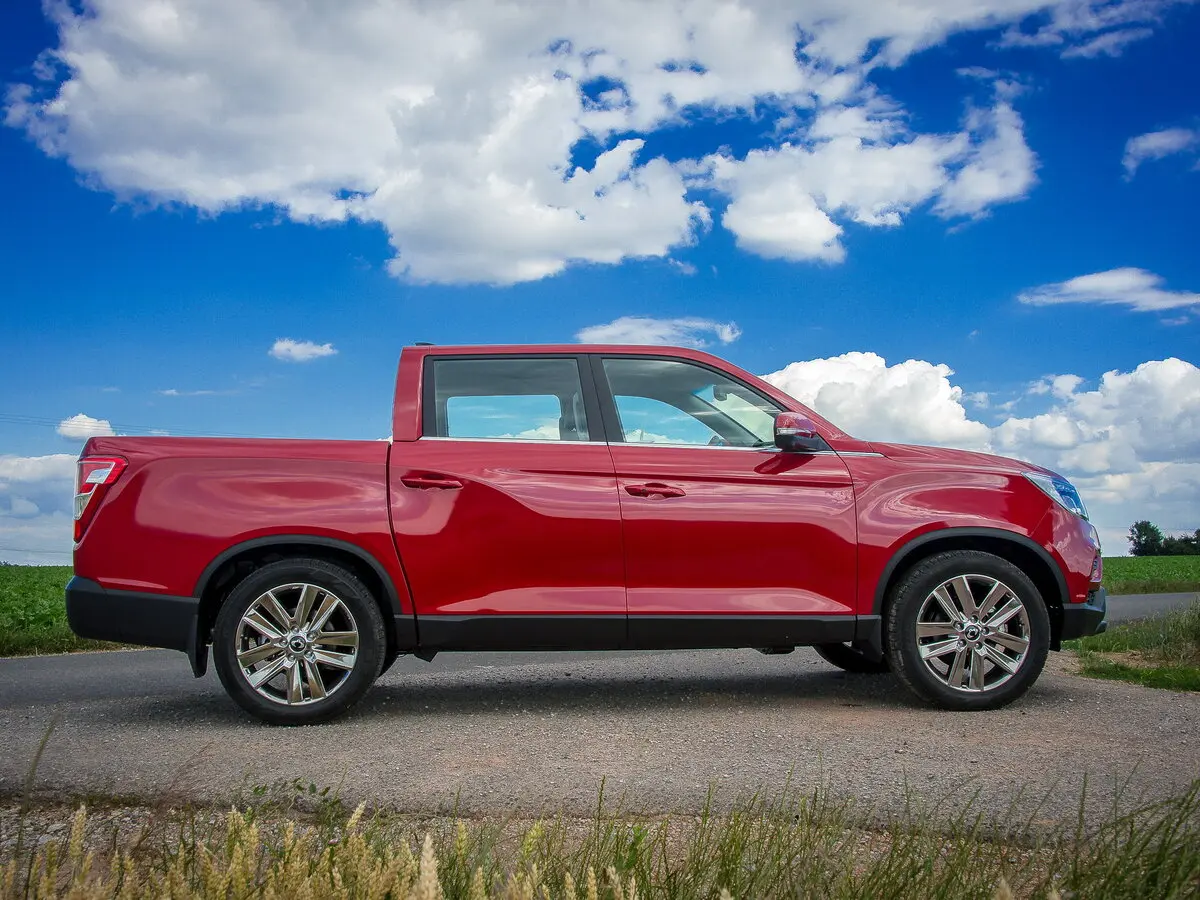 SsangYong Musso II Пикап Двойная кабина — фото 2