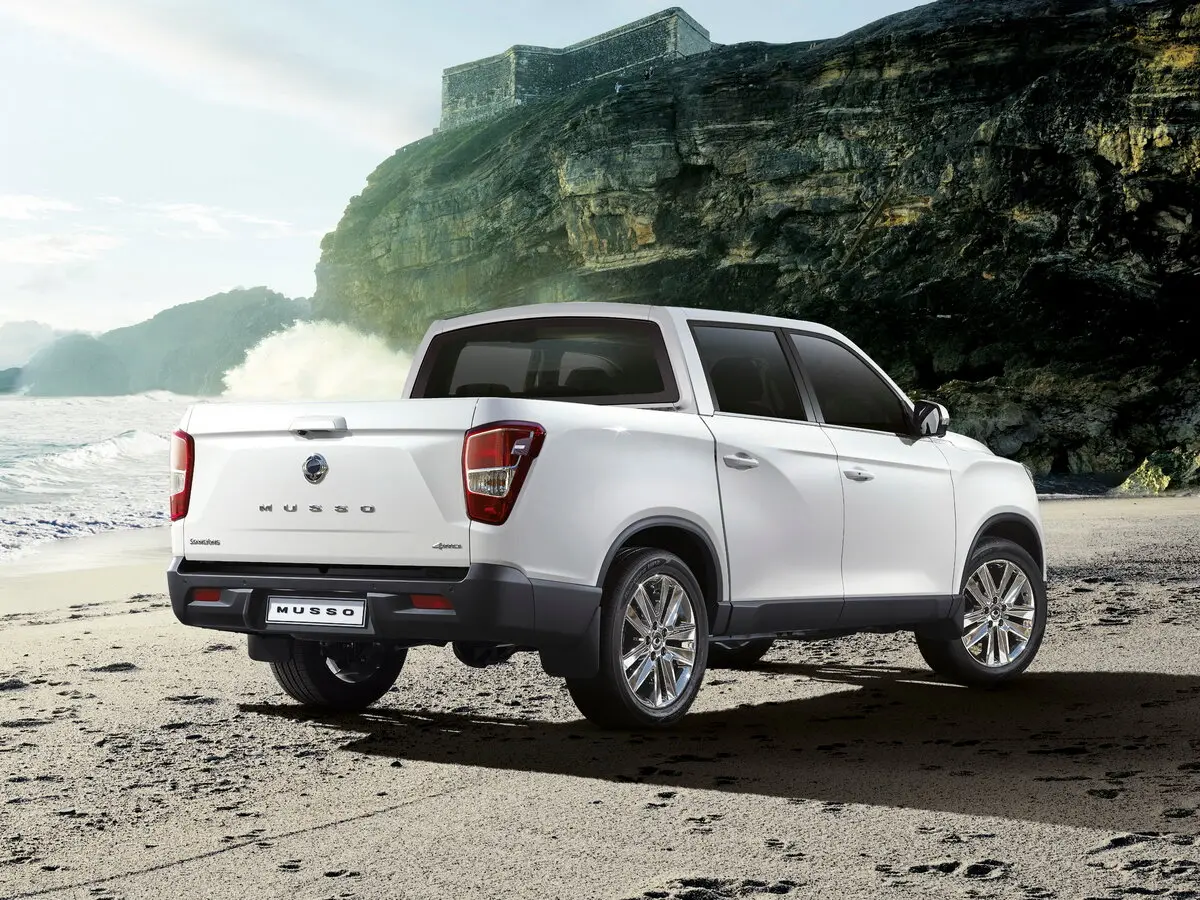 SsangYong Musso II Пикап Двойная кабина — фото 5