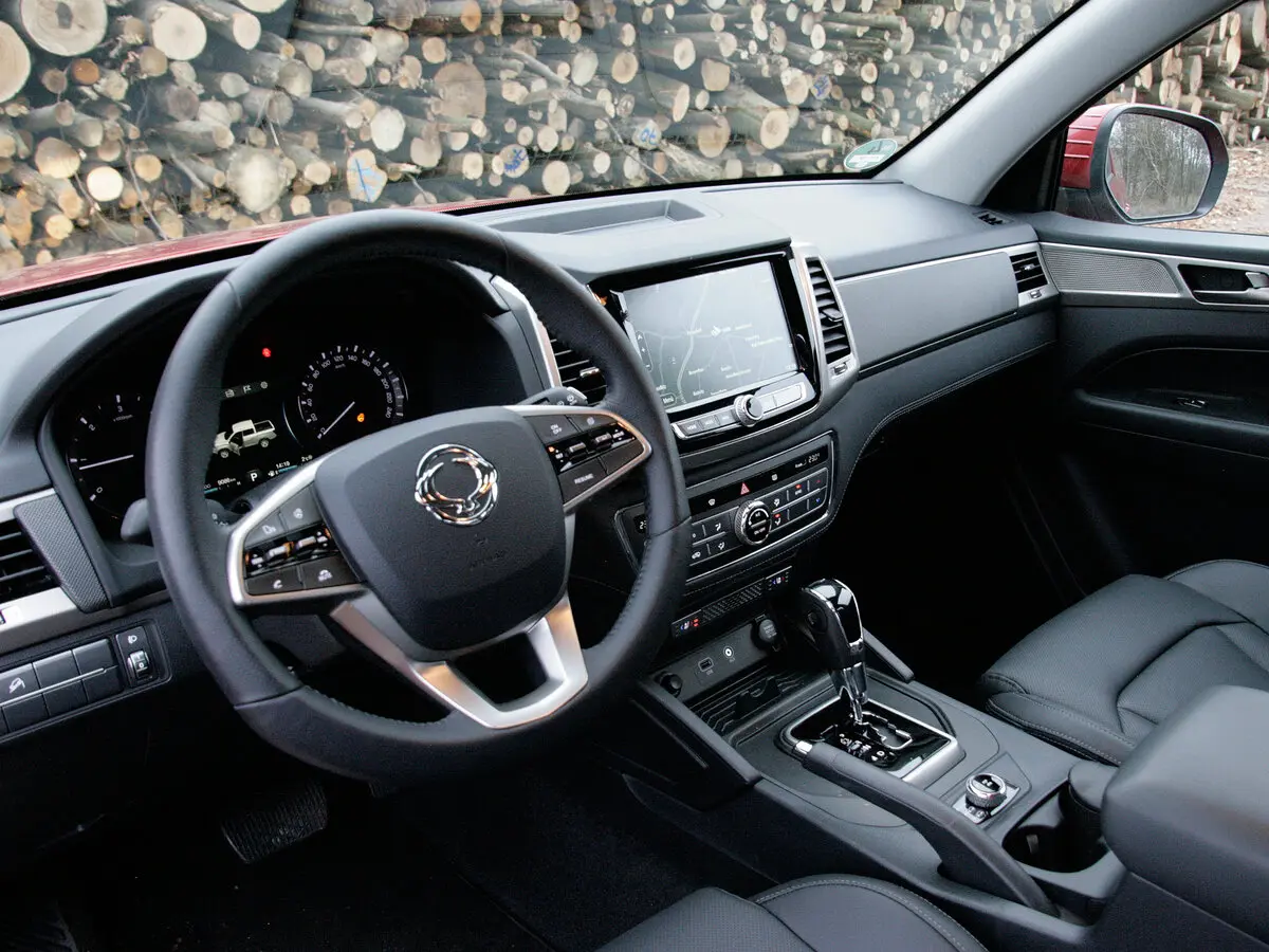 SsangYong Musso II Пикап Двойная кабина — фото 7