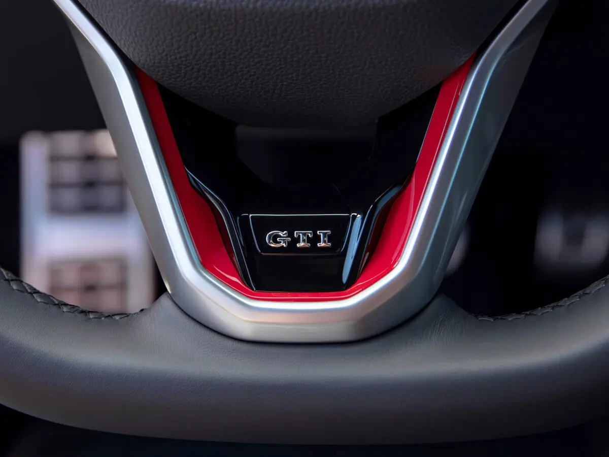 Volkswagen Golf GTI VIII Хэтчбек 5 дв. — сүрөт 14
