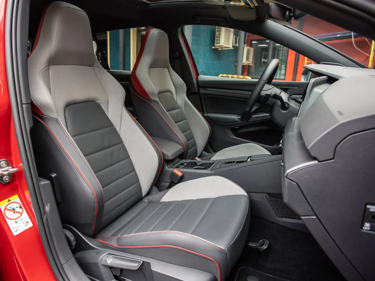 Volkswagen Golf GTI VIII Хэтчбек 5 дв. — сүрөт 22