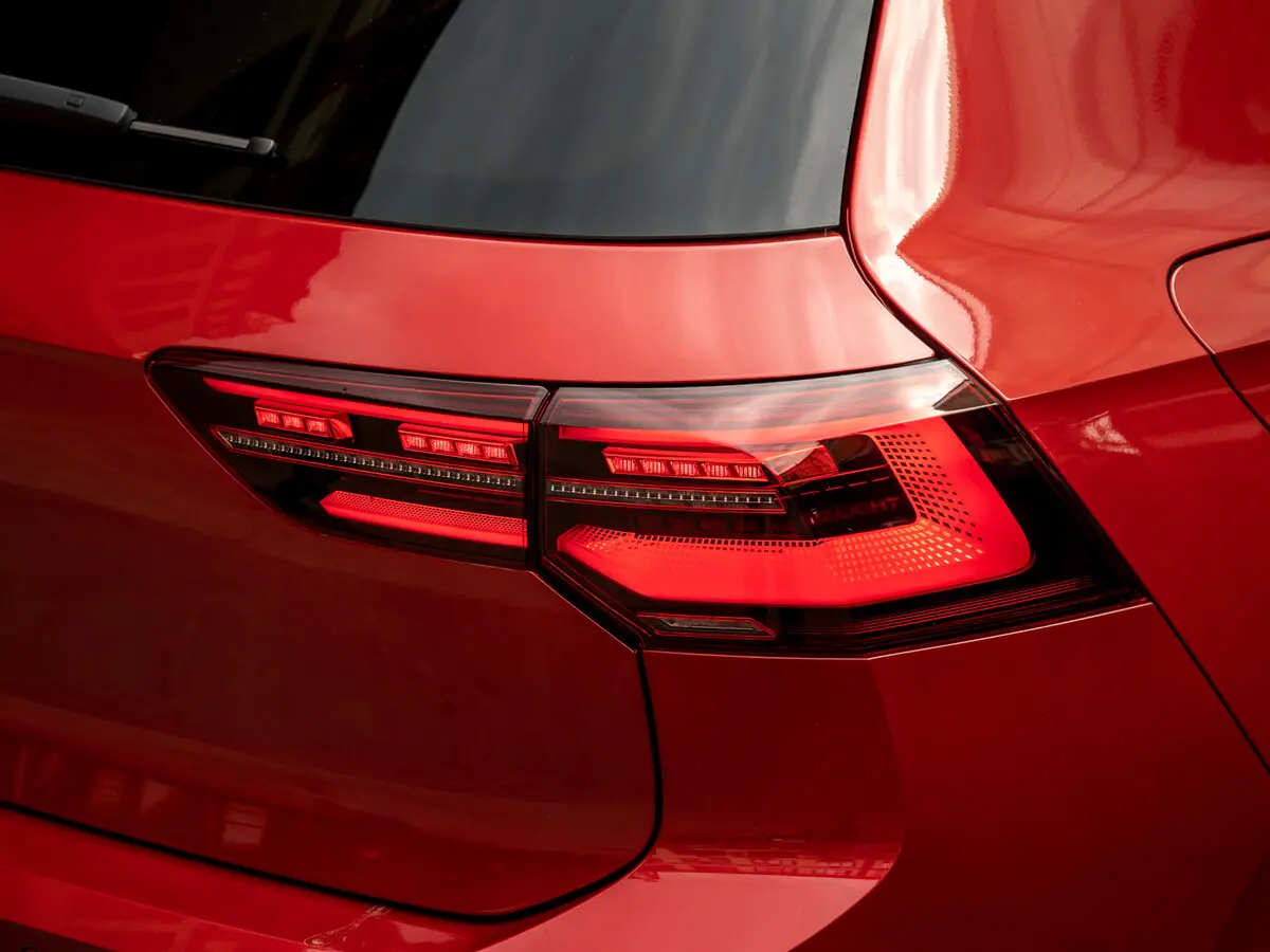 Volkswagen Golf GTI VIII Хэтчбек 5 дв. — сүрөт 30