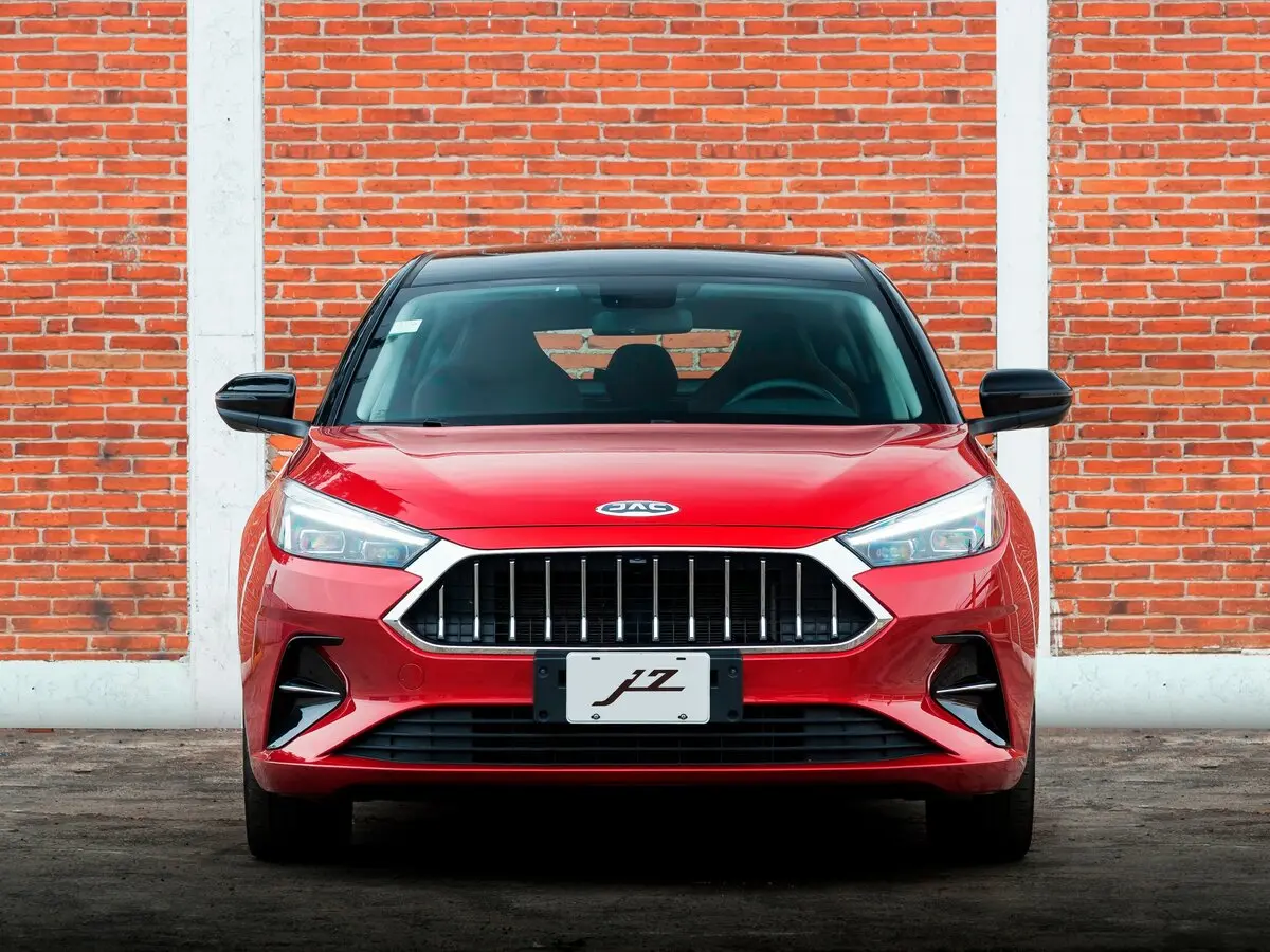 JAC J7 I Лифтбек — 照片 3