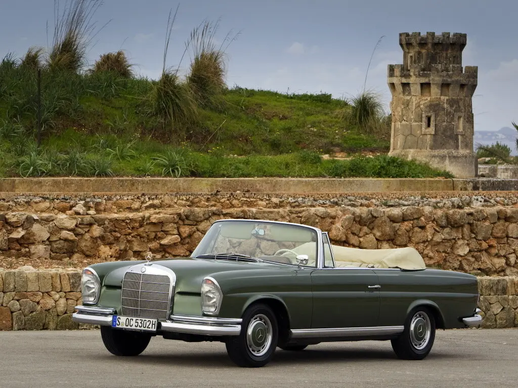Mercedes-Benz W111 1959 – 1971 Кабриолет