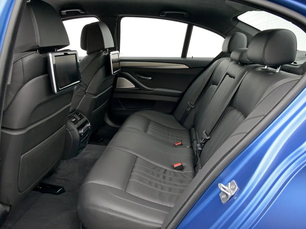 BMW M5 V (F10) Рестайлинг Седан — сүрөт 9