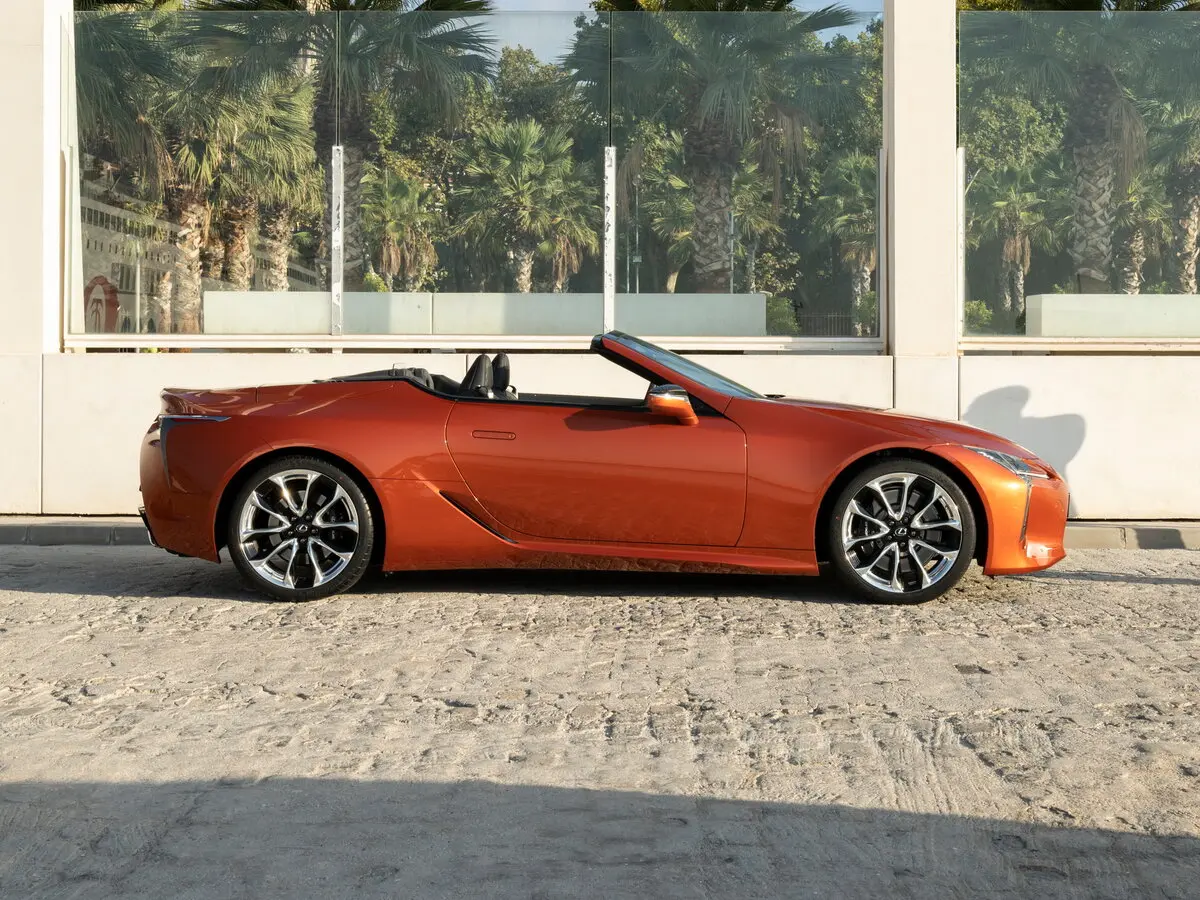 Lexus LC I Кабриолет — 照片 2