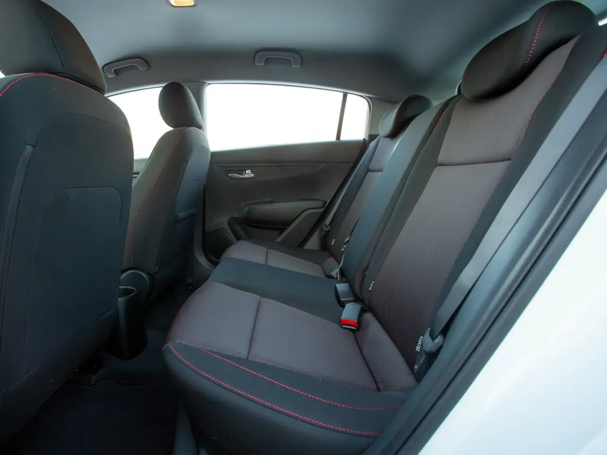 Kia Rio IV Рестайлинг Хэтчбек 5 дв. X — фото 25