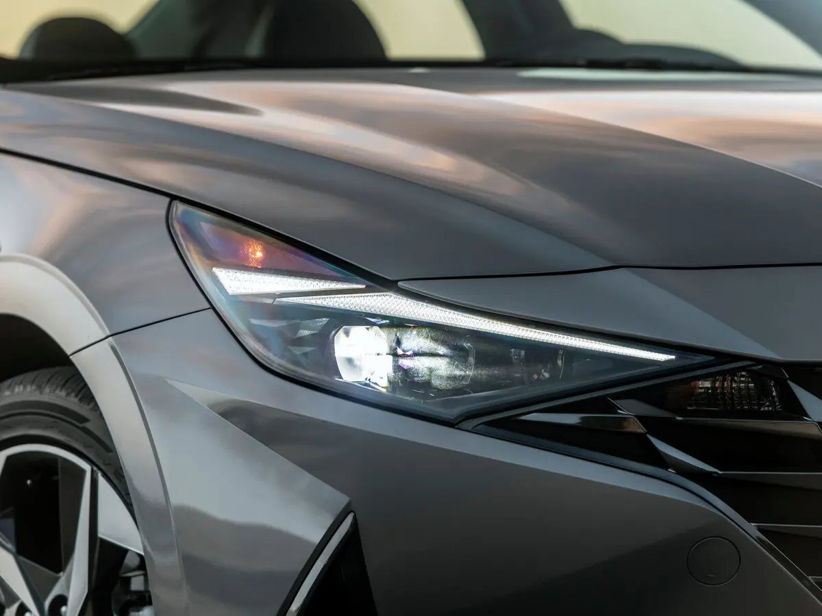 Hyundai Elantra VII (CN7) Седан — сүрөт 14