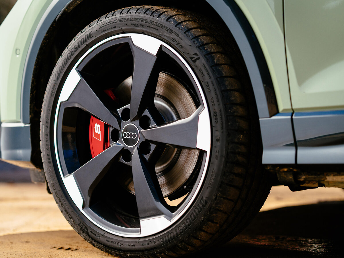 Audi SQ2 I Рестайлинг Внедорожник 5 дв.