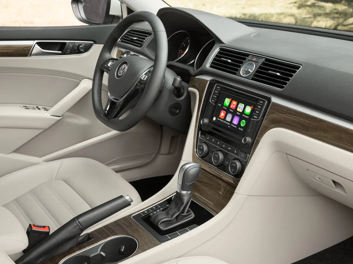 Volkswagen Passat (North America and China) I Рестайлинг Седан — сүрөт 7