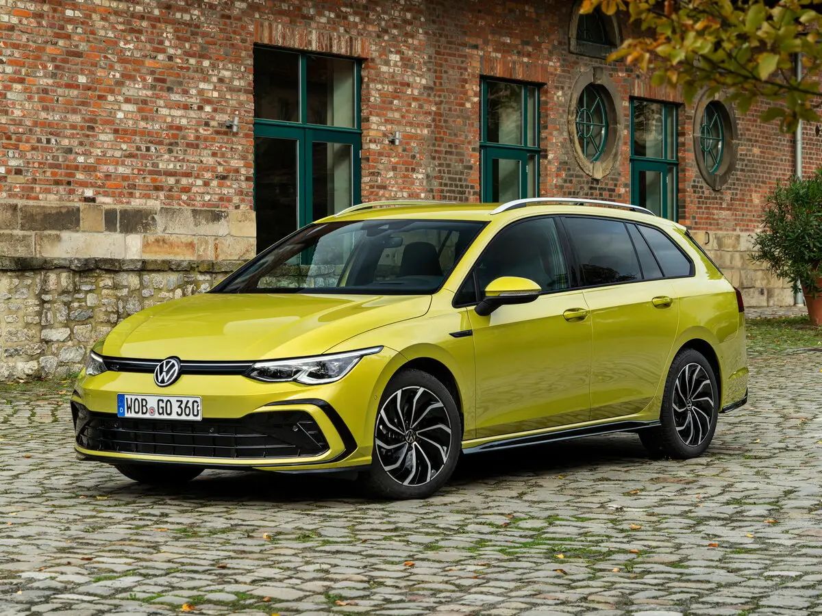 Volkswagen Golf VIII