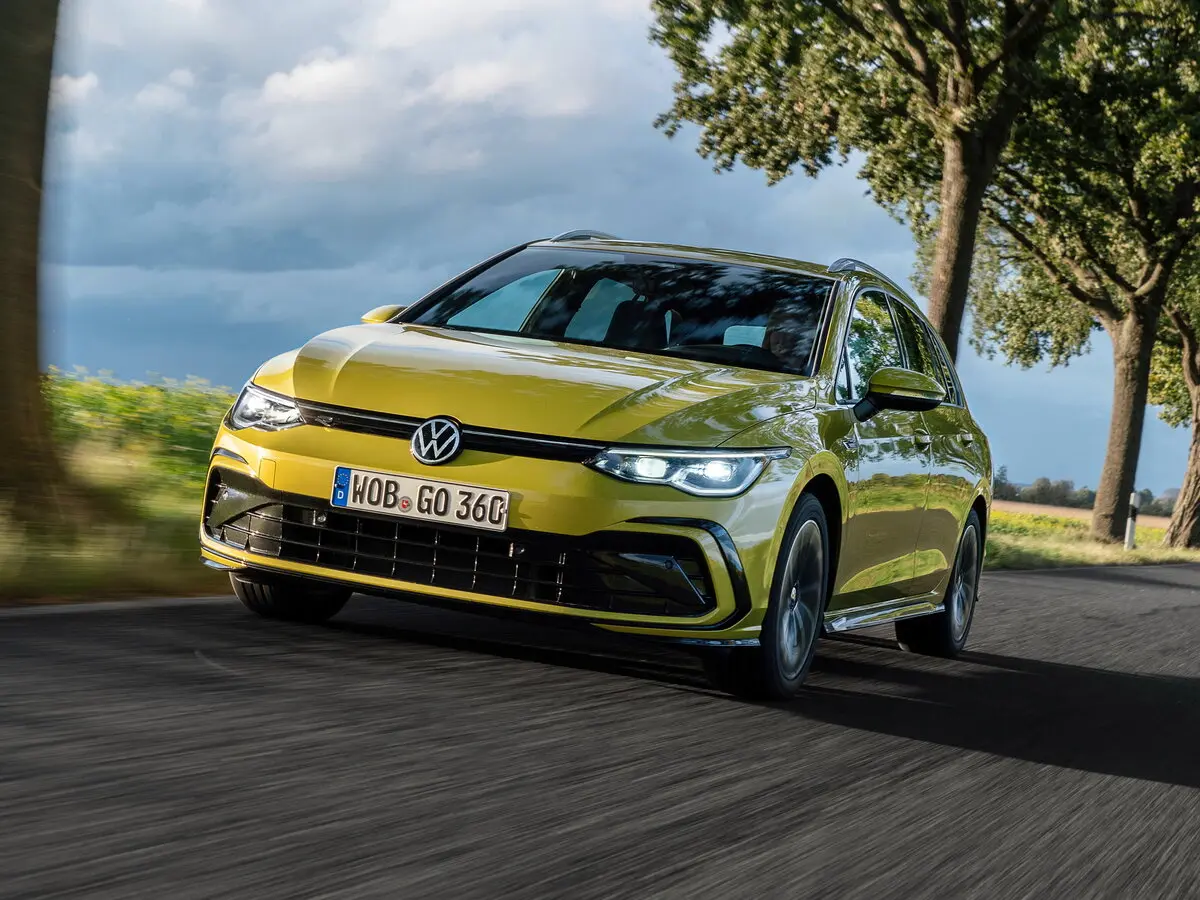 Volkswagen Golf VIII Универсал 5 дв. — фото 3