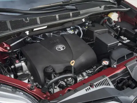 Toyota Sienna III Рестайлинг 2 Минивэн — фото 16