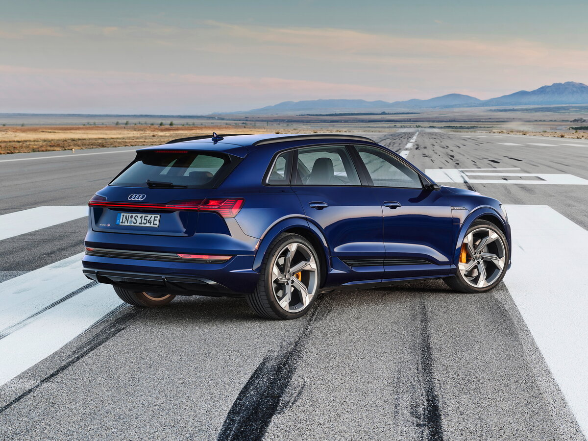Audi e-tron S 2019 – 2022 Внедорожник 5 дв.