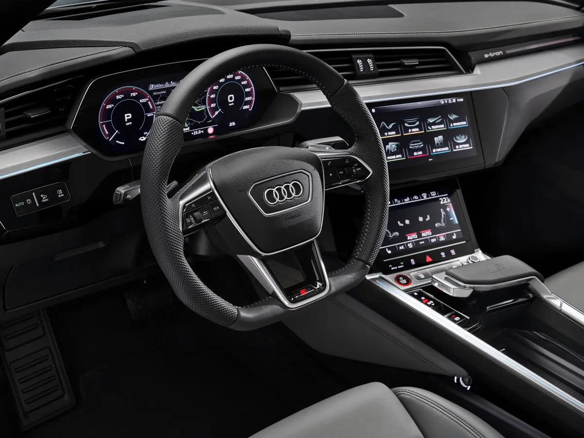 Audi e-tron S Sportback 2019 – 2022 Внедорожник 5 дв. — сүрөт 8